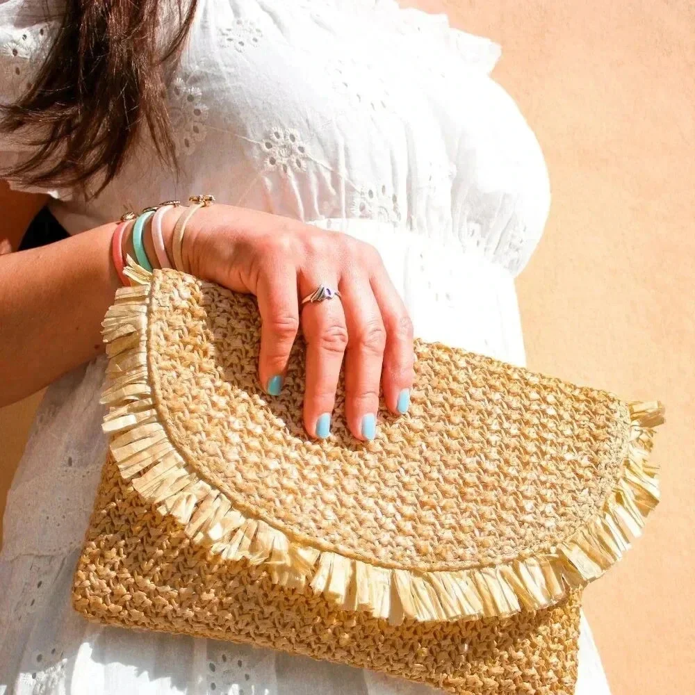 NWOT - Beachly - The North Shore Tropical Lined Clutch
